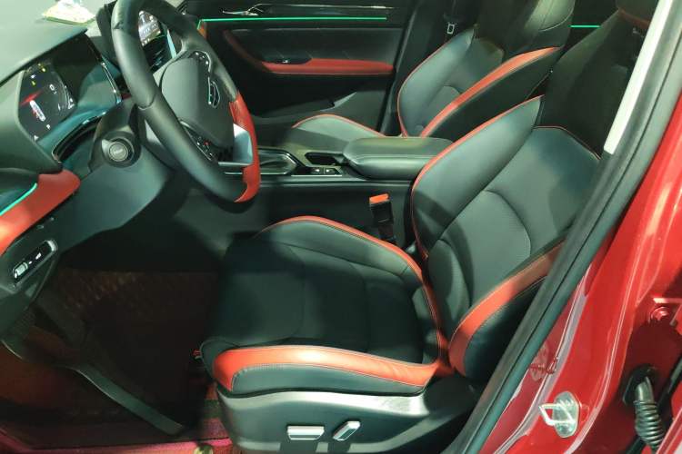 Used Geely Auto Emgrand S 2021 1.4T CVT Prestige Edition Left Front Seat