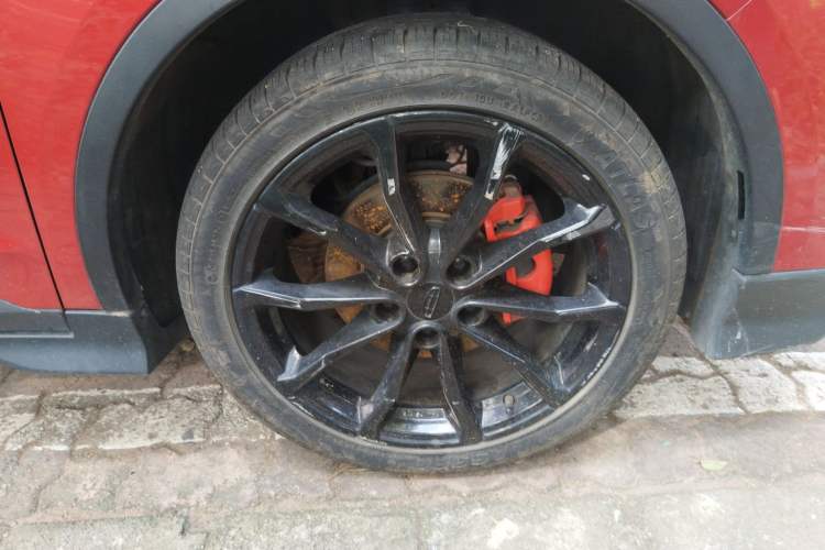 Used Geely Auto Emgrand S 2021 1.4T CVT Prestige Edition Right Front Wheel Hub