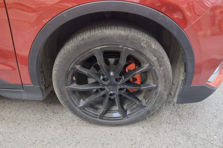 Used Geely Auto Emgrand S 2021 1.4T CVT Luxury Version Right Front Wheel Hub