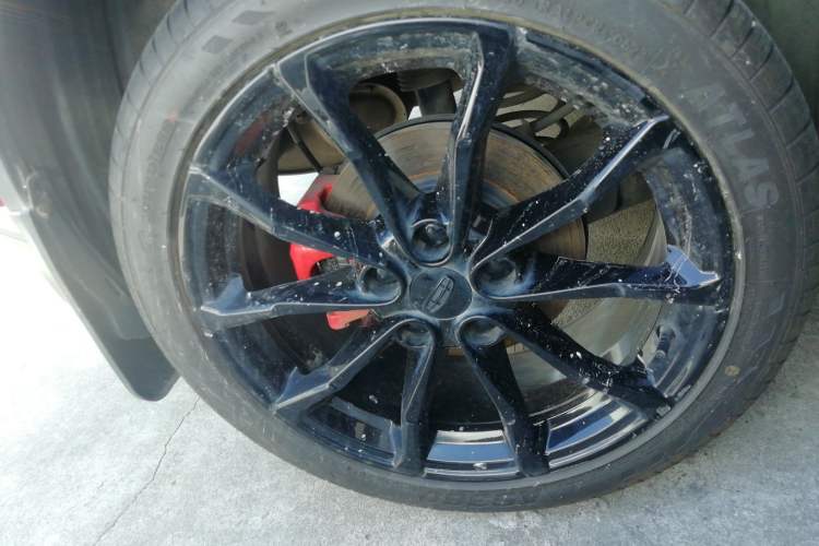 Used Geely Auto Emgrand S 2021 1.4T CVT Prestige Edition Right Rear Wheel Hub