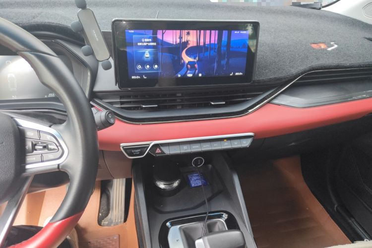 Used Geely Auto Emgrand S 2021 1.4T CVT Prestige Edition Audio And AC Panel
