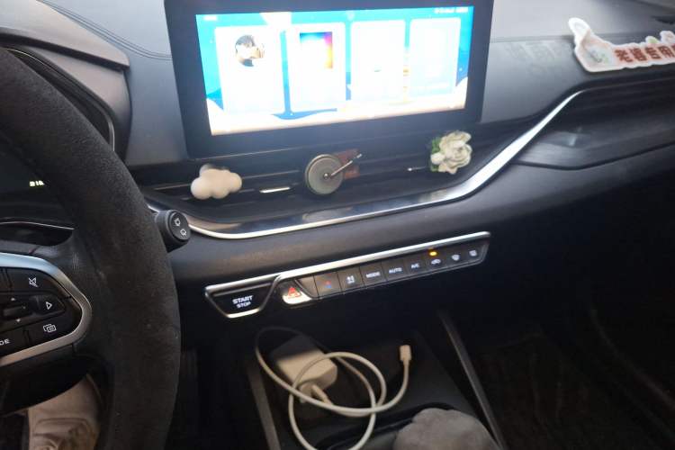 Used Geely Auto Emgrand S 2021 1.4T Manual Comfort Model Audio And AC Panel