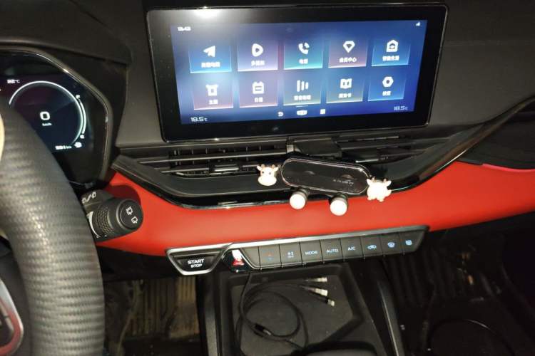 Used Geely Auto Emgrand S 2021 1.4T CVT Luxury Version Audio And AC Panel