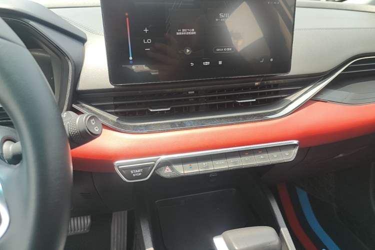 Used Geely Auto Emgrand S 2021 1.4T CVT Prestige Edition Audio And AC Panel
