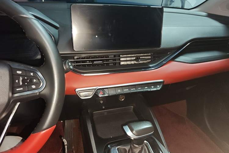 Used Geely Auto Emgrand S 2021 1.4T CVT Prestige Edition Audio And AC Panel