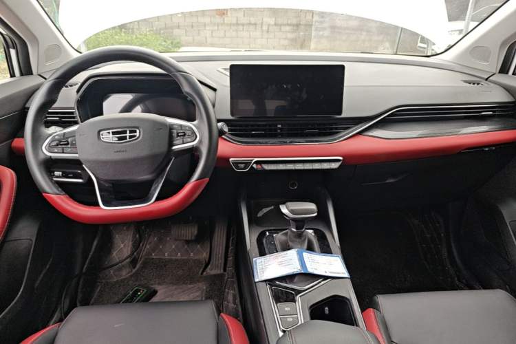 Used Geely Auto Emgrand S 2021 1.4T CVT Flagship Edition Center Console