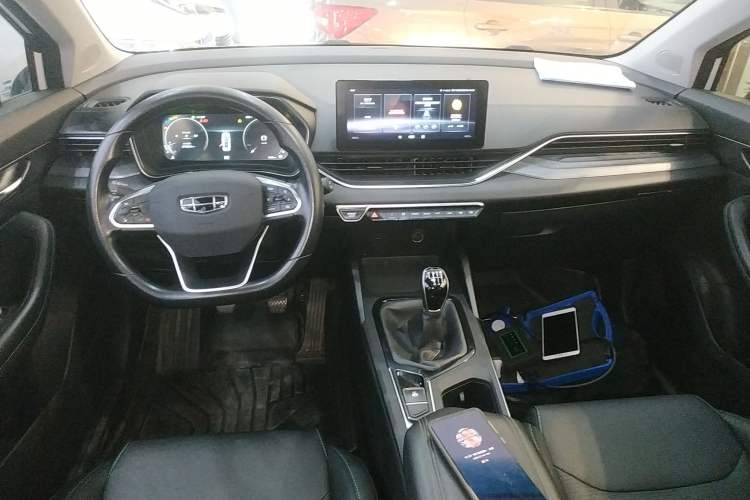 Used Geely Auto Emgrand S 2021 1.4T Manual Comfort Model Center Console