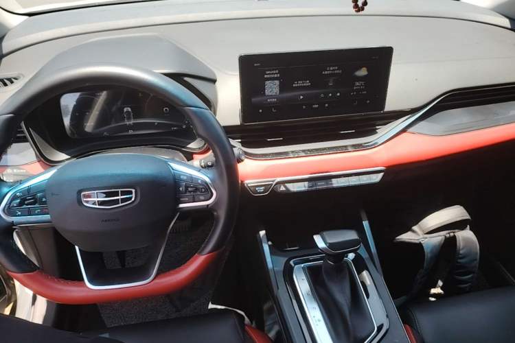 Used Geely Auto Emgrand S 2021 1.4T CVT Prestige Edition Center Console