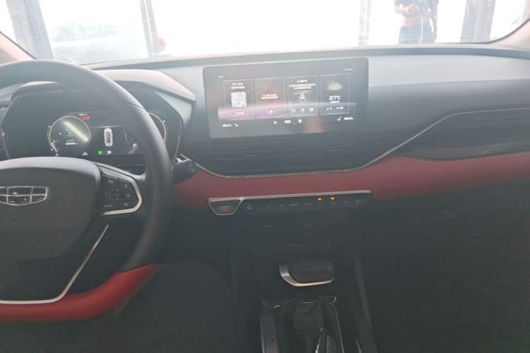 Used Geely Auto Emgrand S 2021 1.4T CVT Flagship Edition Center Console
