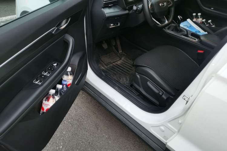 Used Geely Auto Emgrand S 2021 1.4T Manual Comfort Model Driver Seat