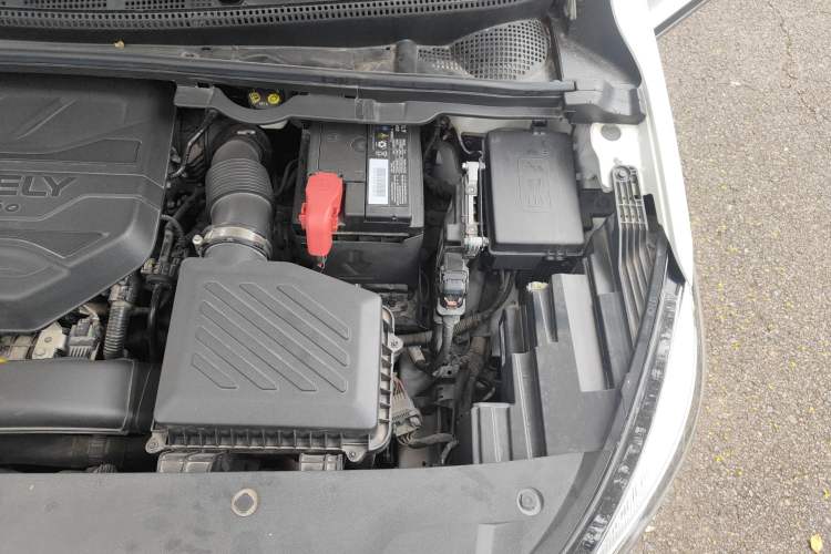 Used Geely Auto Emgrand S 2021 1.4T CVT Prestige Edition Engine Bay Left