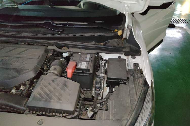 Used Geely Auto Emgrand S 2021 1.4T CVT Prestige Edition Engine Bay Left