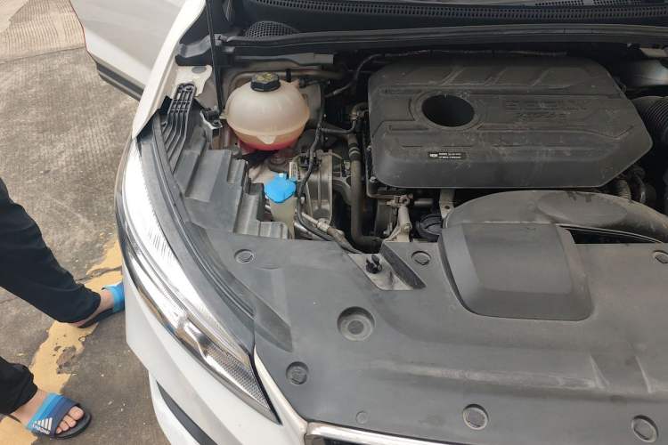 Used Geely Auto Emgrand S 2021 1.4T CVT Prestige Edition Engine Bay Right