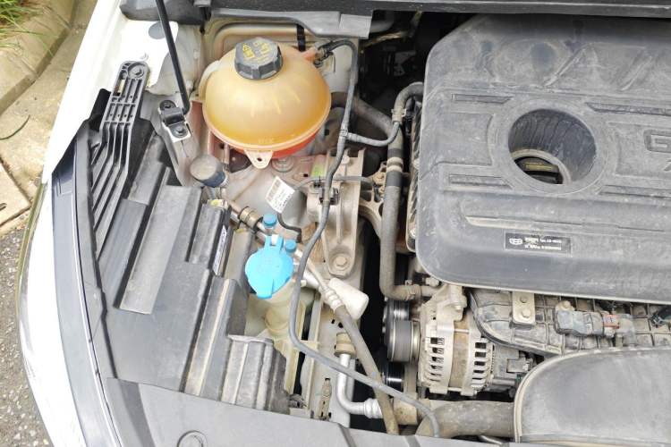 Used Geely Auto Emgrand S 2021 1.4T CVT Luxury Version Engine Bay Right
