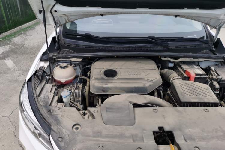 Used Geely Auto Emgrand S 2021 1.4T CVT Prestige Edition Engine Bay Right