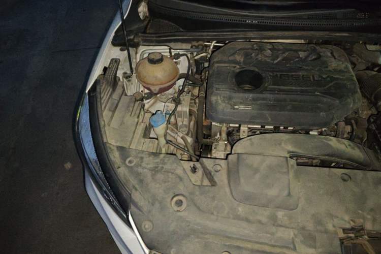 Used Geely Auto Emgrand S 2021 1.4T CVT Prestige Edition Engine Bay Right