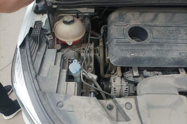 Used Geely Auto Emgrand S 2021 1.4T CVT Luxury Version Engine Bay Right