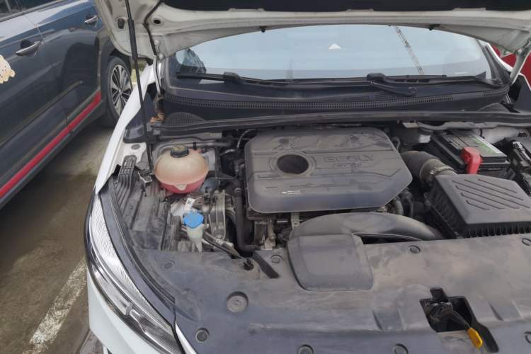 Used Geely Auto Emgrand S 2021 1.4T CVT Prestige Edition Engine Bay Right