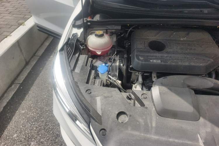 Used Geely Auto Emgrand S 2021 1.4T CVT Prestige Edition Engine Bay Right