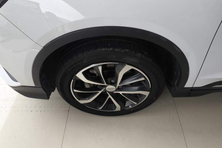 Used Geely Auto Emgrand S 2021 1.4T Manual Comfort Model Exterior 4