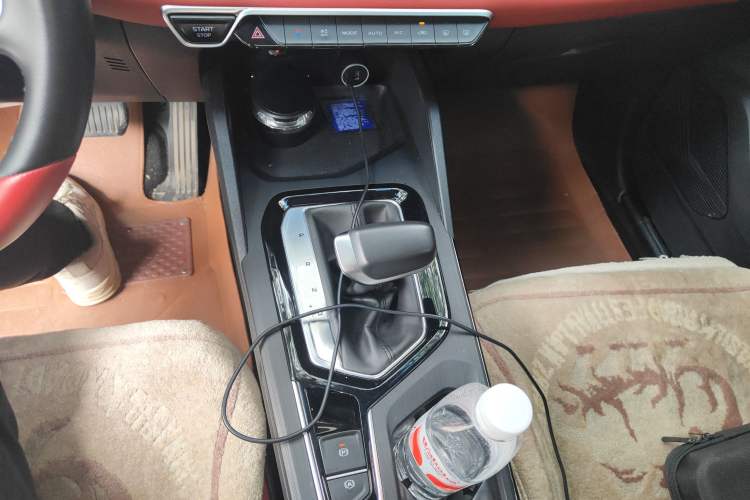 Used Geely Auto Emgrand S 2021 1.4T CVT Prestige Edition Gear Lever
