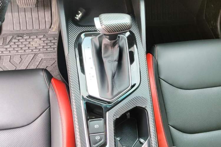 Used Geely Auto Emgrand S 2021 1.4T CVT Prestige Edition Gear Lever