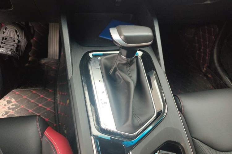 Used Geely Auto Emgrand S 2021 1.4T CVT Prestige Edition Gear Lever