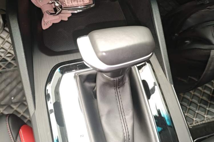 Used Geely Auto Emgrand S 2021 1.4T CVT Luxury Version Gear Lever