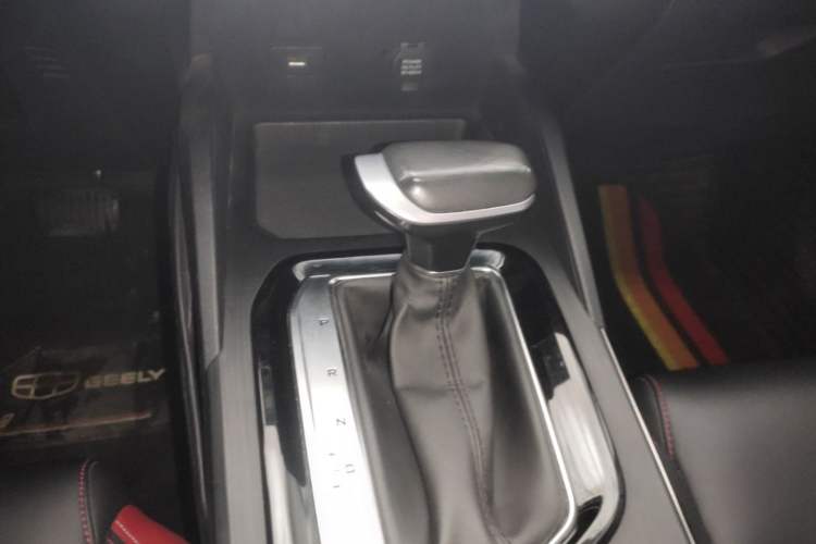 Used Geely Auto Emgrand S 2021 1.4T CVT Prestige Edition Gear Lever