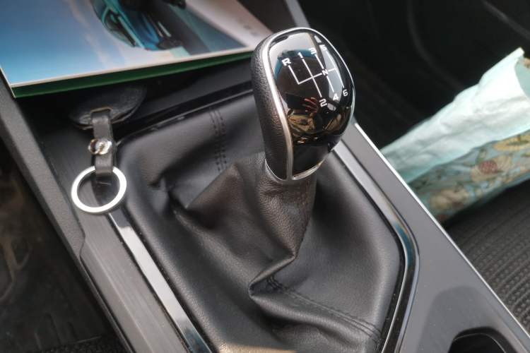 Used Geely Auto Emgrand S 2021 1.4T Manual Comfort Model Gear Lever