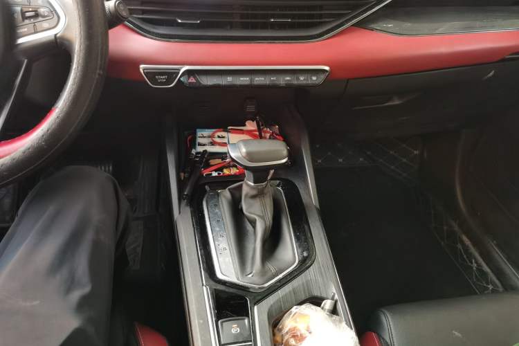 Used Geely Auto Emgrand S 2021 1.4T CVT Flagship Edition Gear Lever