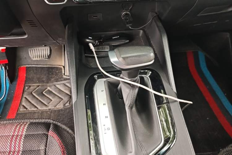 Used Geely Auto Emgrand S 2021 1.4T CVT Luxury Version Gear Lever