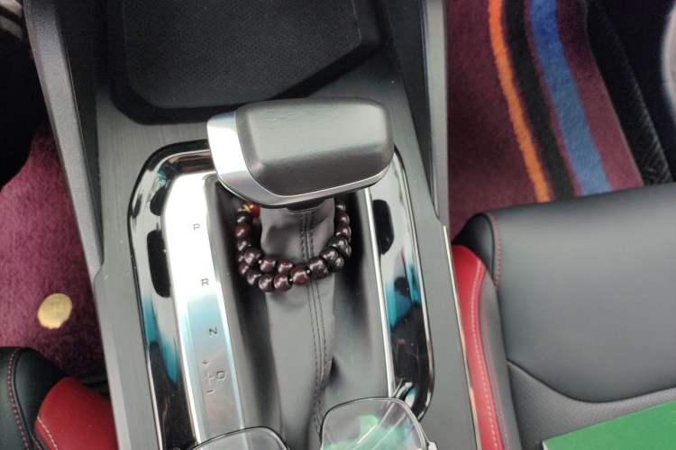 Used Geely Auto Emgrand S 2021 1.4T CVT Prestige Edition Gear Lever