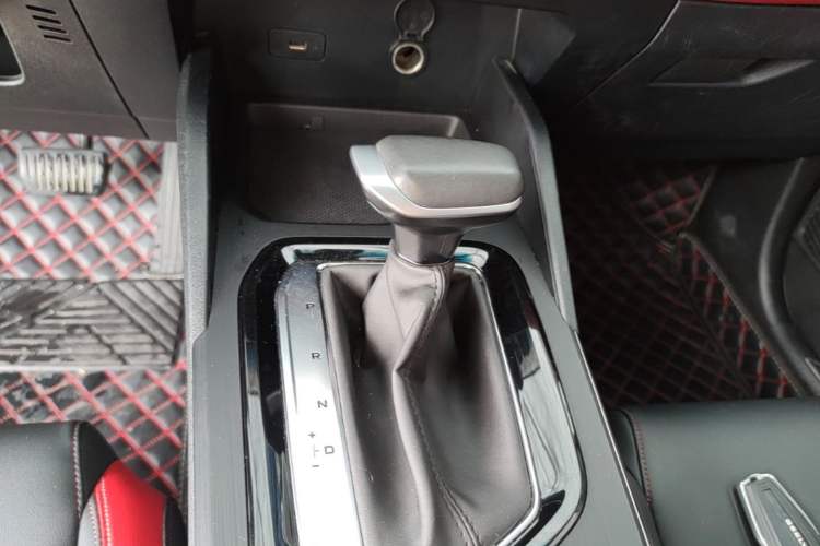 Used Geely Auto Emgrand S 2021 1.4T CVT Luxury Version Gear Lever