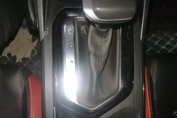Used Geely Auto Emgrand S 2021 1.4T CVT Luxury Version Gear Lever