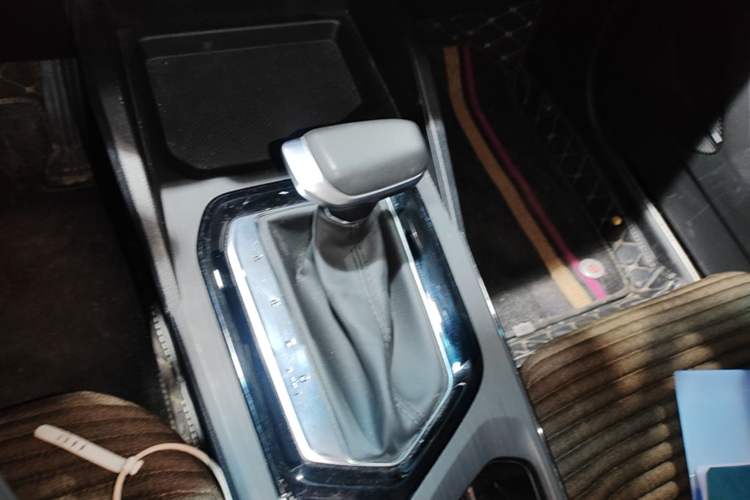 Used Geely Auto Emgrand S 2021 1.4T CVT Luxury Version Gear Lever