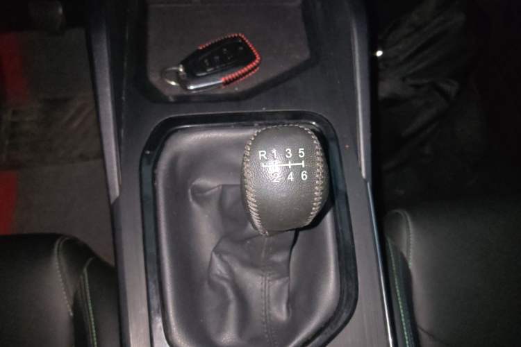 Used Geely Auto Emgrand S 2021 1.4T Manual Comfort Model Gear Lever