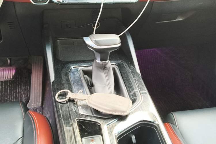 Used Geely Auto Emgrand S 2021 1.4T CVT Prestige Edition Gear Lever