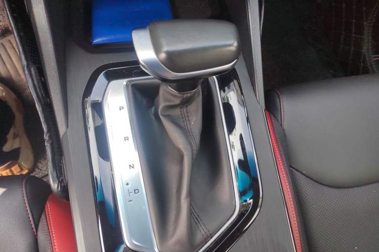 Used Geely Auto Emgrand S 2021 1.4T CVT Luxury Version Gear Lever