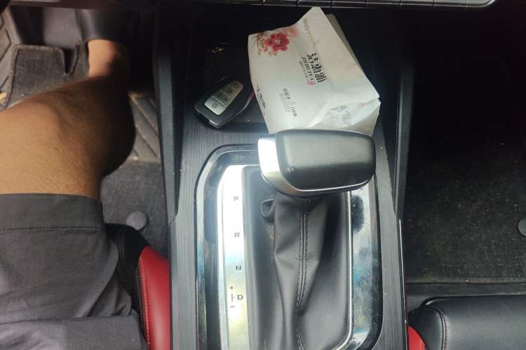 Used Geely Auto Emgrand S 2021 1.4T CVT Prestige Edition Gear Lever
