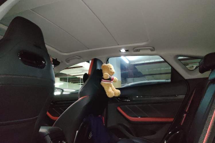 Used Geely Auto Emgrand S 2021 1.4T CVT Prestige Edition Headliner