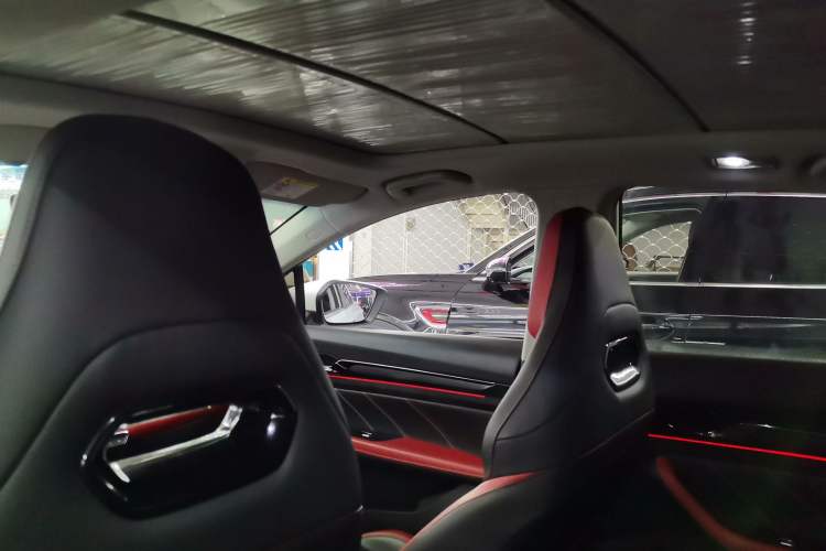 Used Geely Auto Emgrand S 2021 1.4T CVT Prestige Edition Headliner