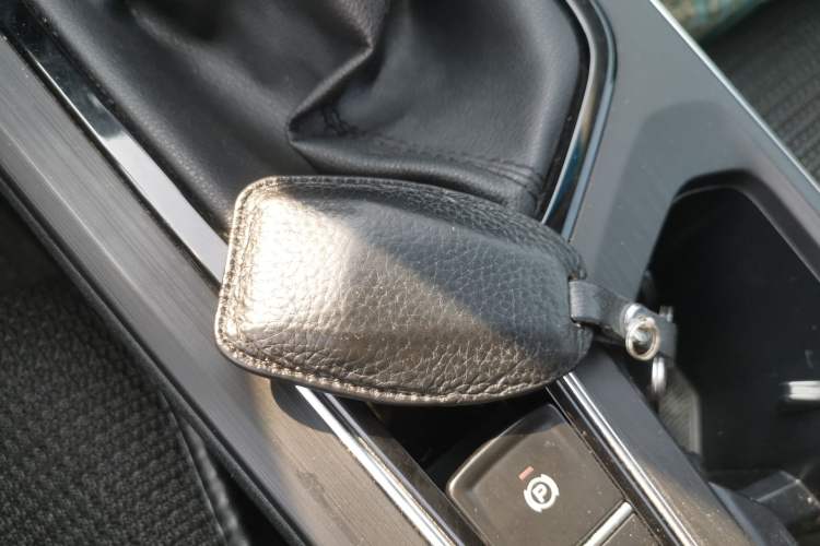 Used Geely Auto Emgrand S 2021 1.4T Manual Comfort Model Interior 1