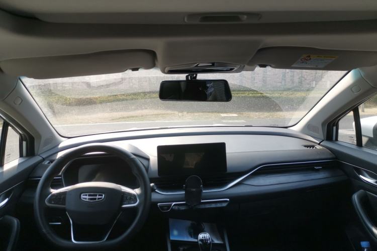 Used Geely Auto Emgrand S 2021 1.4T Manual Comfort Model Interior 2
