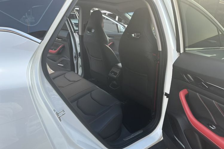 Used Geely Auto Emgrand S 2021 1.4T CVT Prestige Edition Interior 3