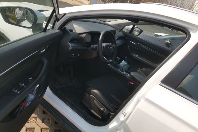 Used Geely Auto Emgrand S 2021 1.4T Manual Comfort Model Interior 3