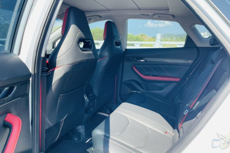 Used Geely Auto Emgrand S 2021 1.4T CVT Prestige Edition Interior 3