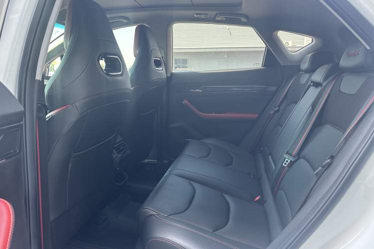 Used Geely Auto Emgrand S 2021 1.4T CVT Prestige Edition Interior 3