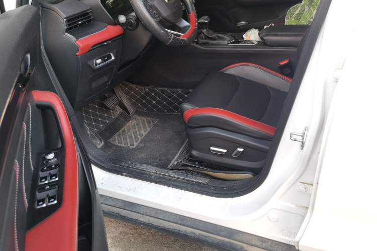 Used Geely Auto Emgrand S 2021 1.4T CVT Flagship Edition Interior 3