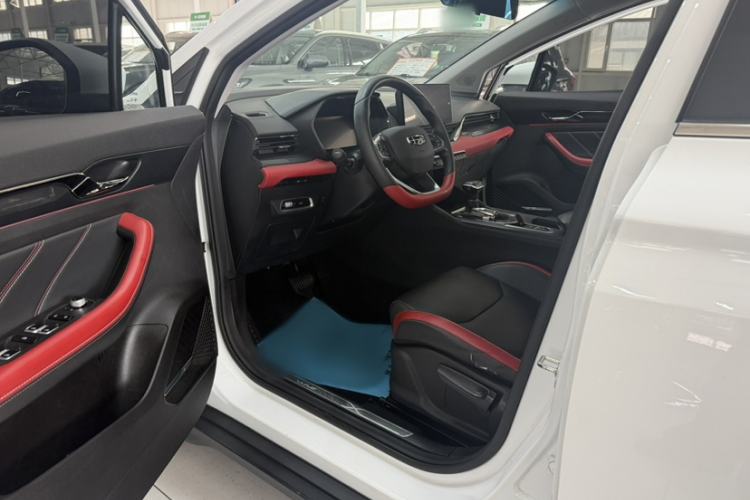 Used Geely Auto Emgrand S 2021 1.4T CVT Luxury Version Interior 4